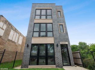 2159 W Adams St #3, Chicago, IL 60612