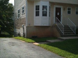 918 Sharma St, Capitol Heights, MD