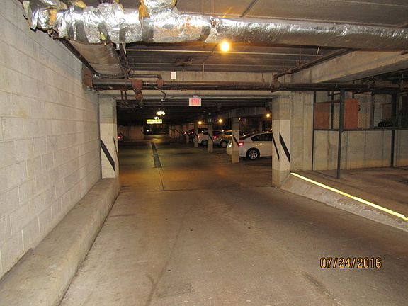 5th image of 5S040 Pebblewood Ln APT W302
