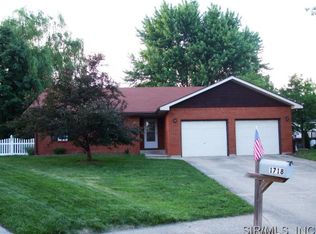 1718 Meadow Ln, Edwardsville, IL 62025