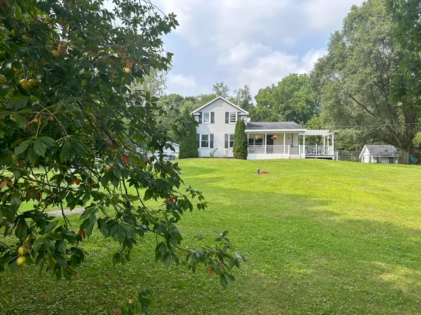 11399 Belding Rd NE, Belding, MI 48809