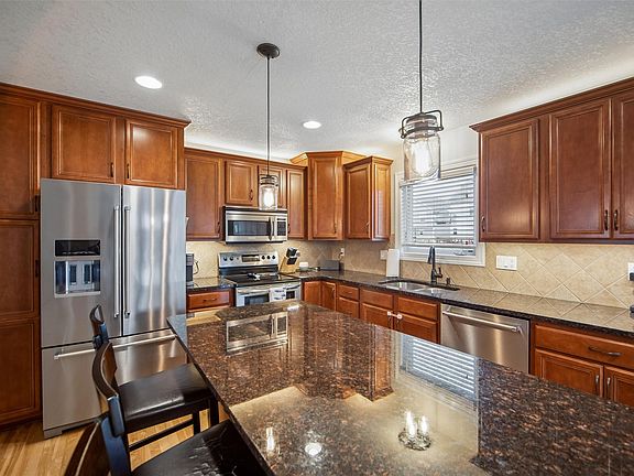 5th image of 13018 Westbrook Dr