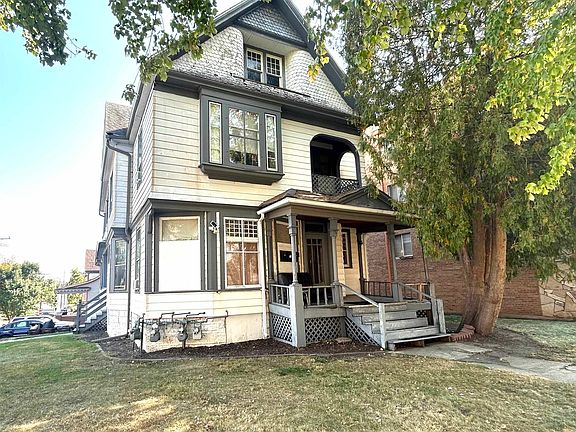 4th image of 735 N Court St