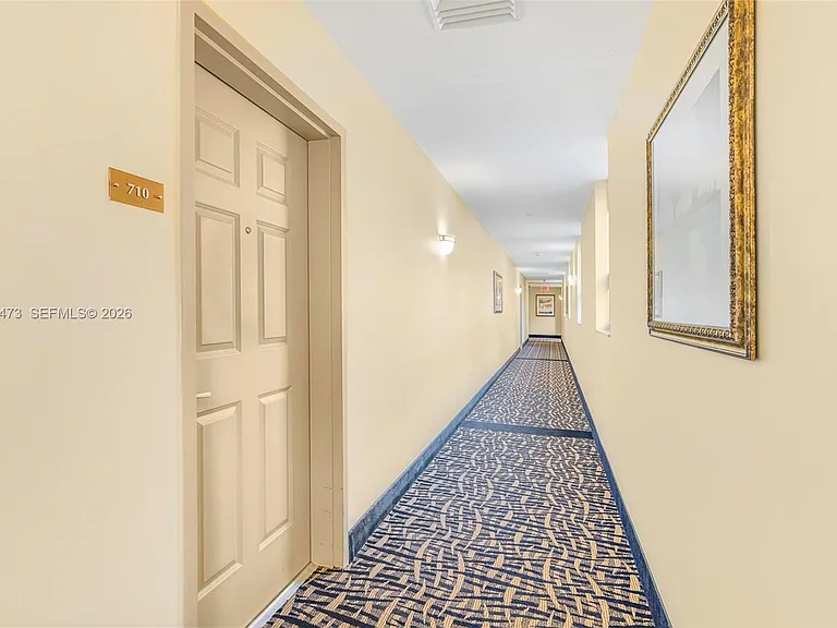 8395 SW 73rd Ave #710 — Photo 5