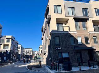 3409 Ridgeway Dr #19, Mississauga, ON L5L 0B9