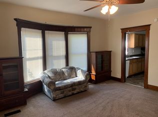 702 E Green St APT 1, Urbana, IL