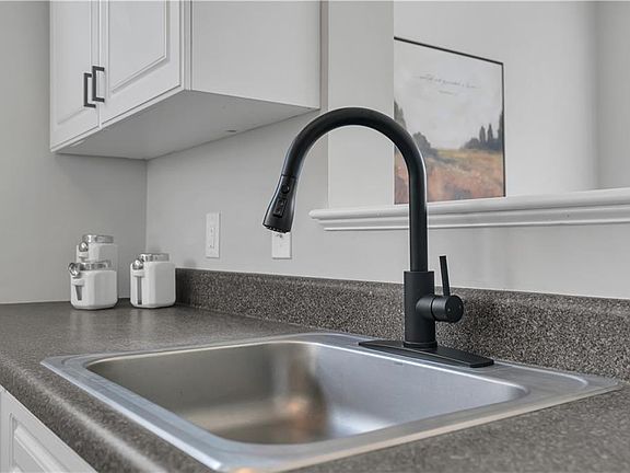 5th image of 90 Mill St APT 202