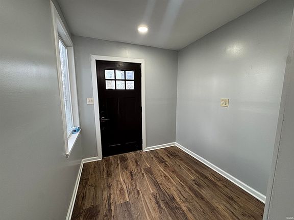 5th image of 3024 Arlington Ave