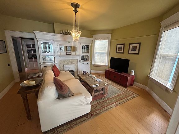 3rd image of 850 Stanyan St #5