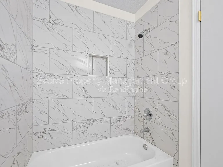 7187 Gazebo Dr — Photo 10
