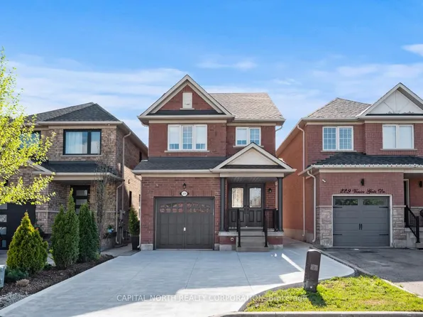 231 Venice Gate Dr, Vaughan, ON L4H 0G1