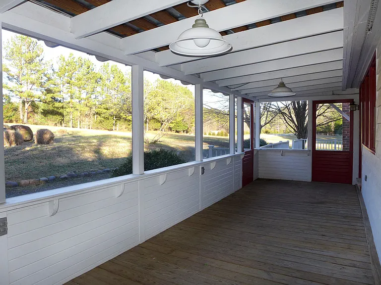 917 Phils Creek Rd — Photo 21
