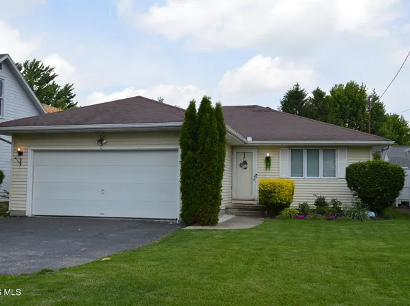 324 W Yates Ave, Findlay, OH 45840