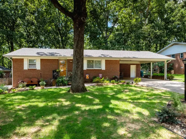 6 Betsy Ln, Little Rock, AR 72205
