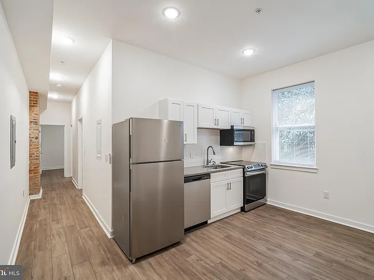 405 S 42nd St #1C — Photo 16