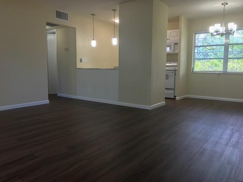 1st image of 5178 Eadie Pl