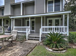 302 Highpoint Dr, Diamondhead, MS 39525