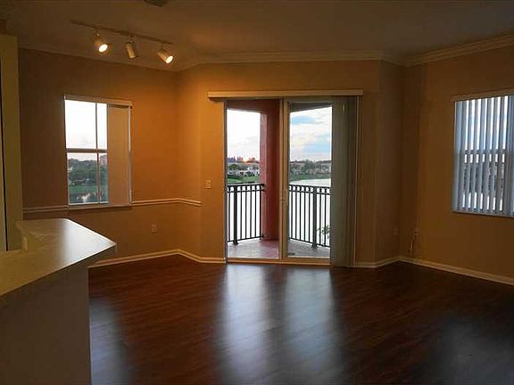 2nd image of 4600 SW 160th Ave APT 639