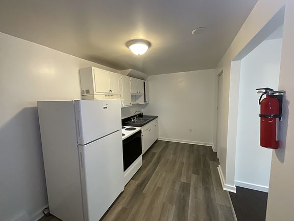 2nd image of 28 N 4th St #3