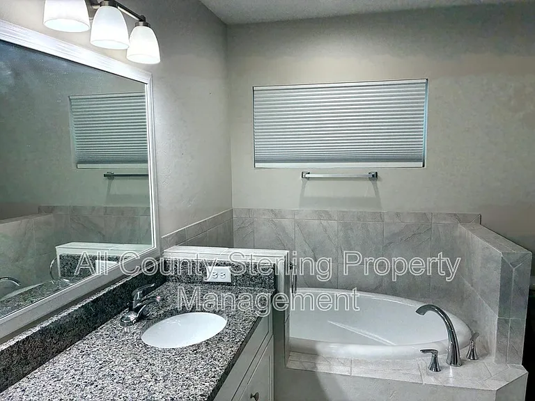 25107 SW 9th Ln — Photo 36