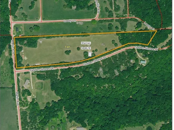 6813 Martin Ave, Manhattan, KS 66503