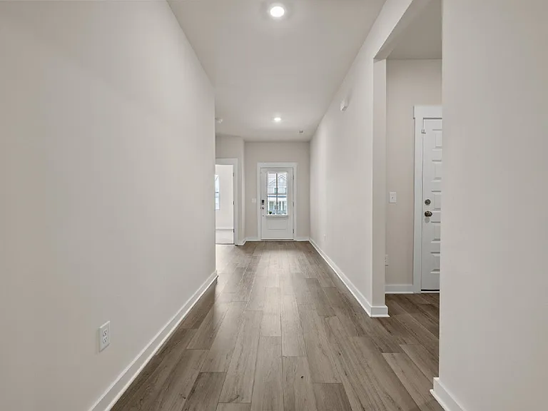 1145 Ross Farms Blvd — Photo 4