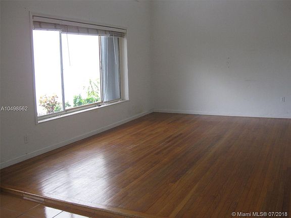5th image of 1134 98th St