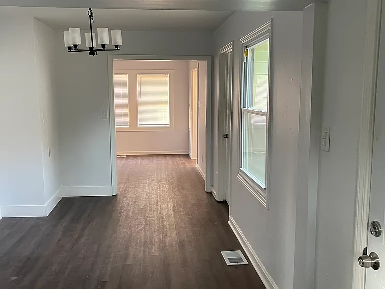 3225 Gifford St — Photo 27