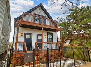 3111 N Oakley Ave #1, Chicago, IL 60618