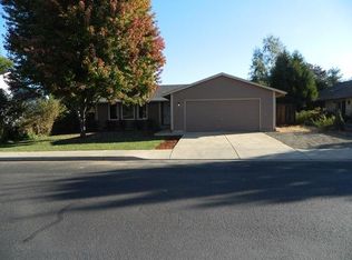 63 Christa Ln, Eagle Pt, OR 97524