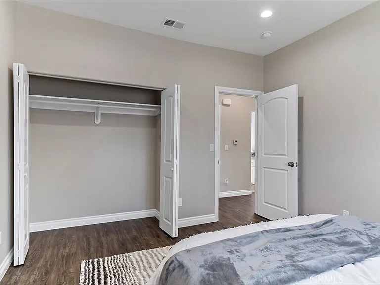 14102 Edwards — Photo 21