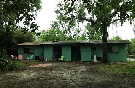 1st image of 905 NW 40th Ave