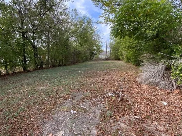 1020 S 10th St, Temple, TX 76504