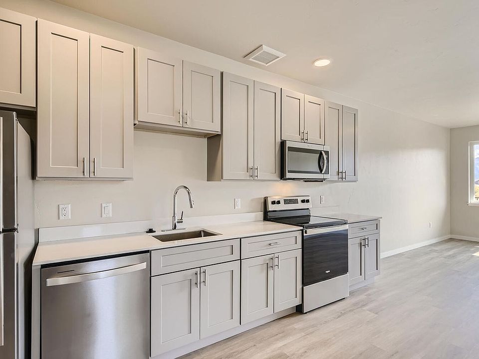 1st image of 435 Eby Creek Rd #410