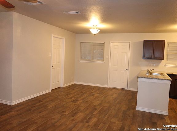 5th image of 12222 Northledge Dr
