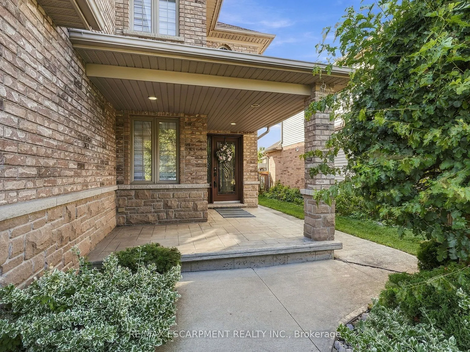 4 bed, $3,995 — Photo 4