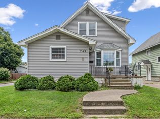 749 W 4th St, Winona, MN 55987