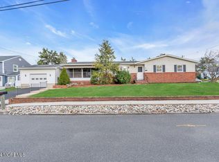 126 Meadow Point Rd, Point Pleasant Beach, NJ 08742