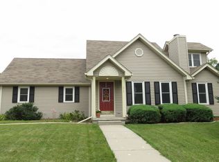 275 Southview Dr, Waukee, IA 50263