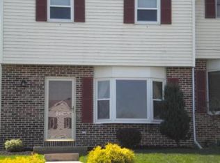 248 Riverview Dr, Ephrata, PA 17522