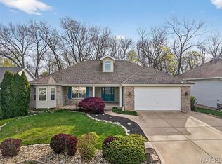 1421 Schoal Creek Dr, O'Fallon, MO