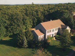 21 Pleasant Ln, Boylston, MA 01505