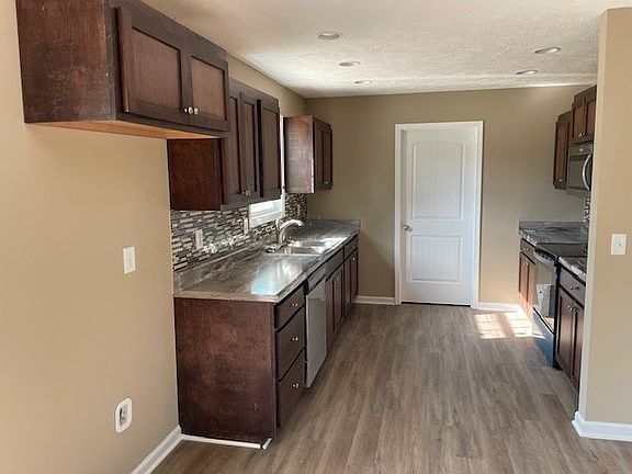 4th image of 36 Deer Cir Lot 76