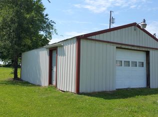 200 Sac St, Stockton, MO 65785