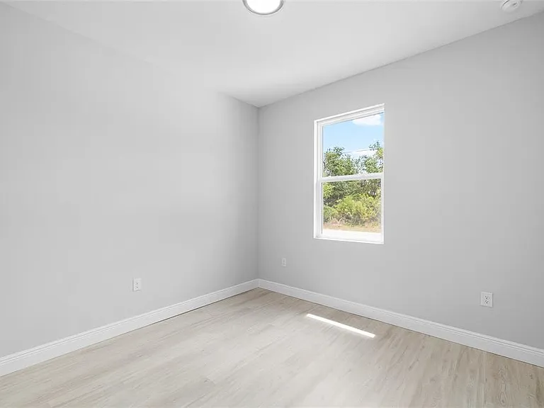 10026 Cocoa Beach St — Photo 17