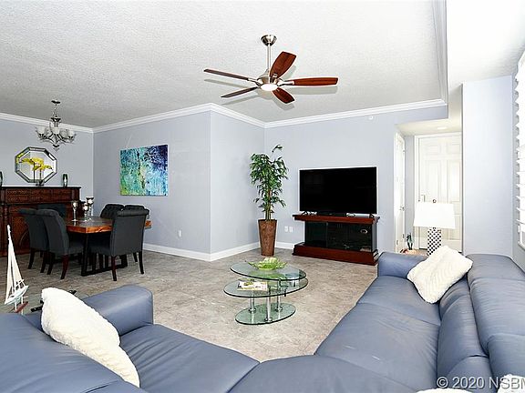 5th image of 5 N Riverwalk Dr #501