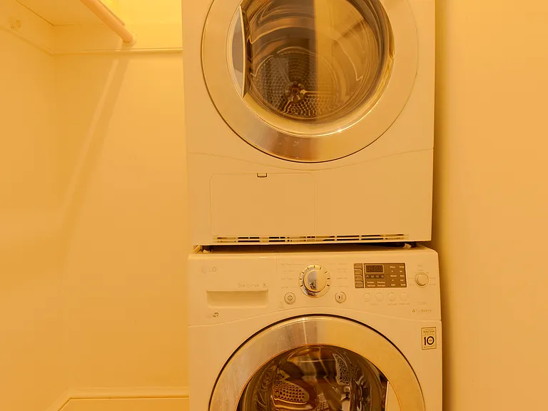 256 W Newton St #3 — Photo 22