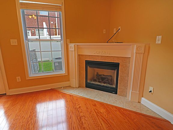 5th image of 662 Yorkland Way