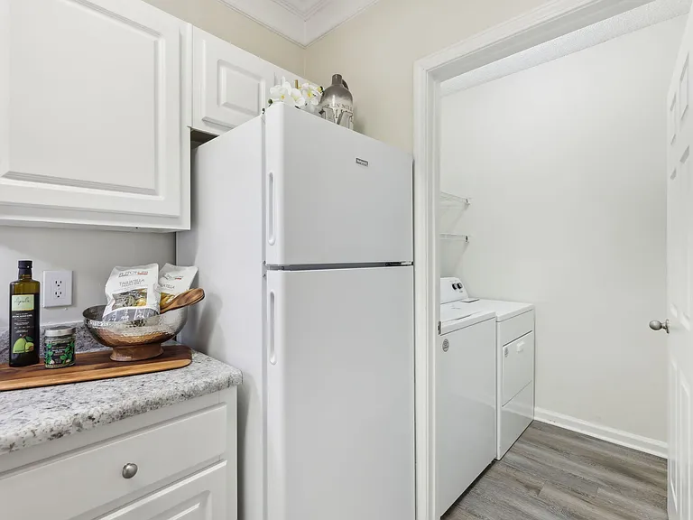 4305 Paxton Ln SW — Photo 9