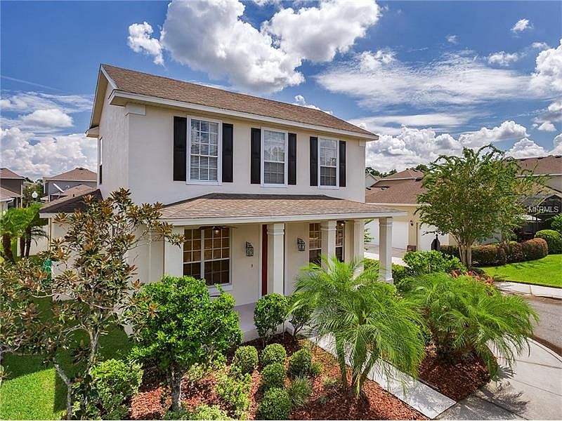 1st image of 409 Park Lake Dr